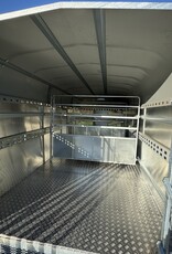 Bateson Trailers Bateson 100LT 20' x 7'6" Tractor Drawn Livestock Trailer with demountable container