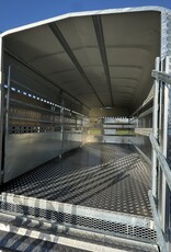 Bateson Trailers Bateson 100LT 20' x 7'6" Tractor Drawn Livestock Trailer with demountable container