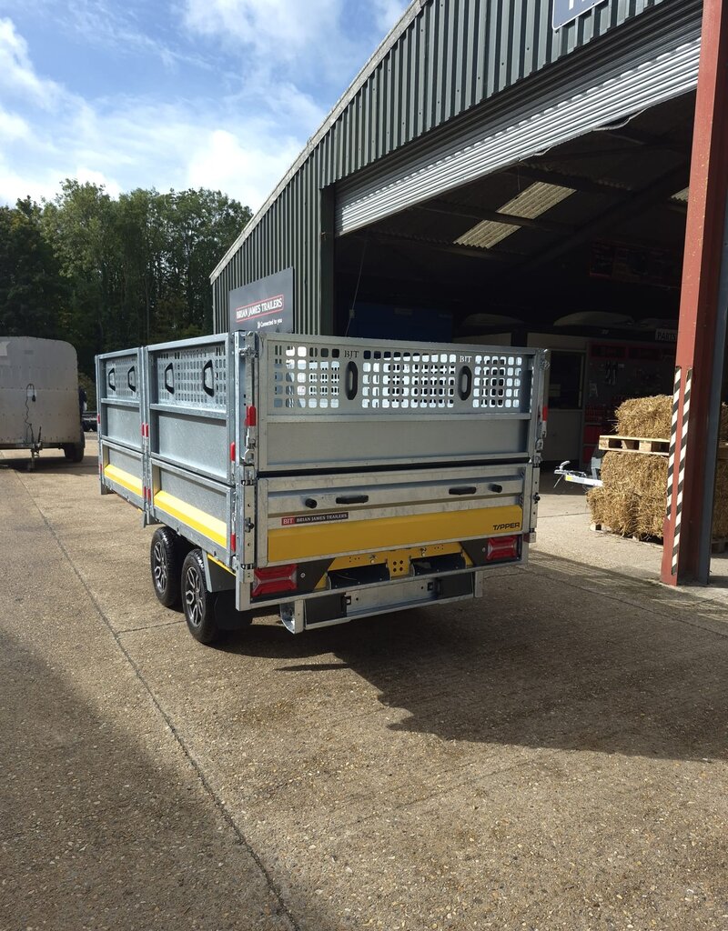 Brian James Tipper 526 - 3.1m x 1.6m, 3500kg, 2 Axle, 12" Wheels - Side Extensions