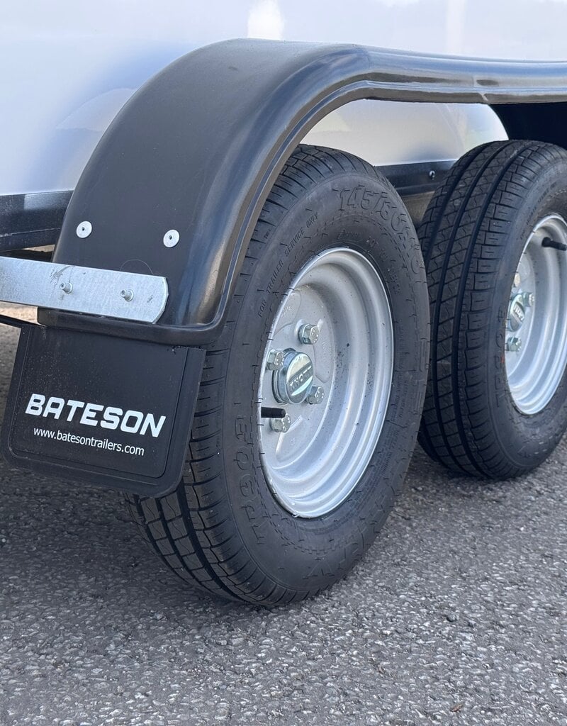 Bateson Trailers Bateson 160V 8' x 4' x 5' Lightweight twin axle van trailer 1300kg GVW