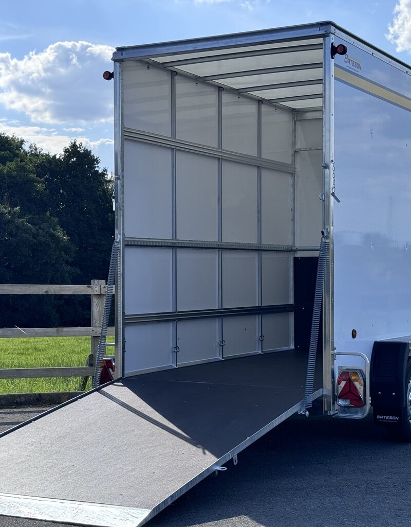 Bateson Trailers Bateson 300V 10' x 5' x 6' Twin Axle van trailer With Rear Ramp 2000kg GVW
