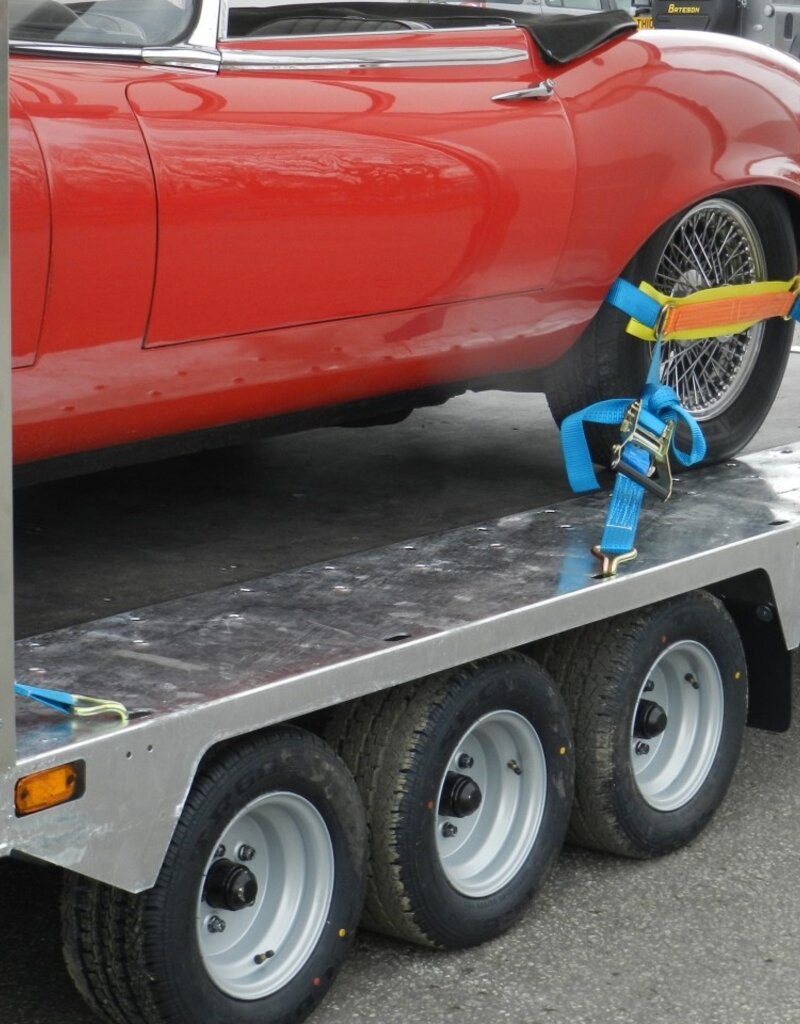 Bateson Trailers Model PT66VT 5.4 x 2.3m 8' x 7'6'' 3500kg Enclosed hydraulic tilt three axle platform trailer