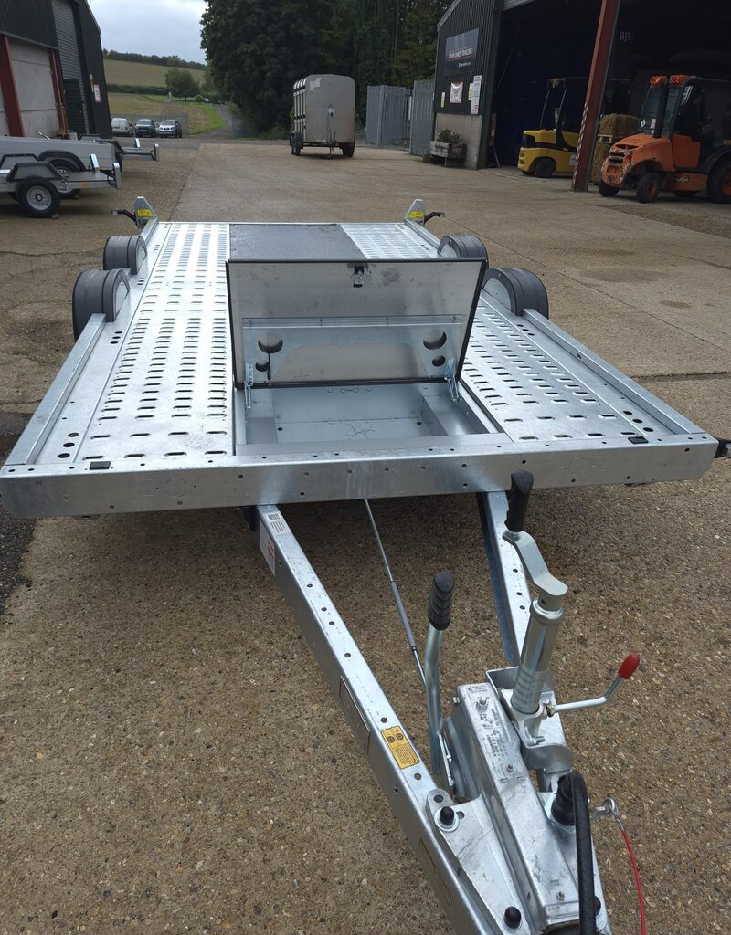 A Transporter 130, 4.00 m x 1.90 m bed, 2,700 Kg, Twin Axle Trailer Brian James