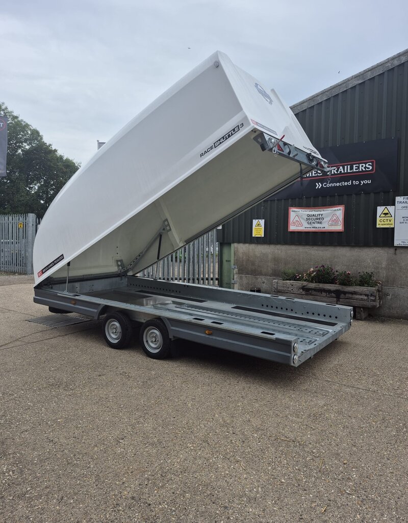2024 Brian James Race Shuttle3 Tilt Bed ClamShell Trailer 3000kg GVW
