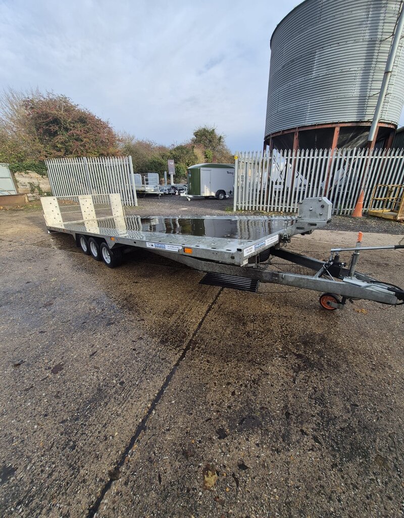 Bateson Trailers Used Bateson PT76  6.25m x 2.3m Tri Axle 3500kg GVW Tilt bed Trailer, Manual Winch