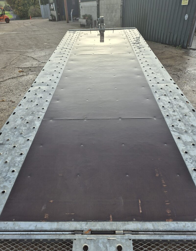 Bateson Trailers Used Bateson PT76  6.25m x 2.3m Tri Axle 3500kg GVW Tilt bed Trailer, Manual Winch