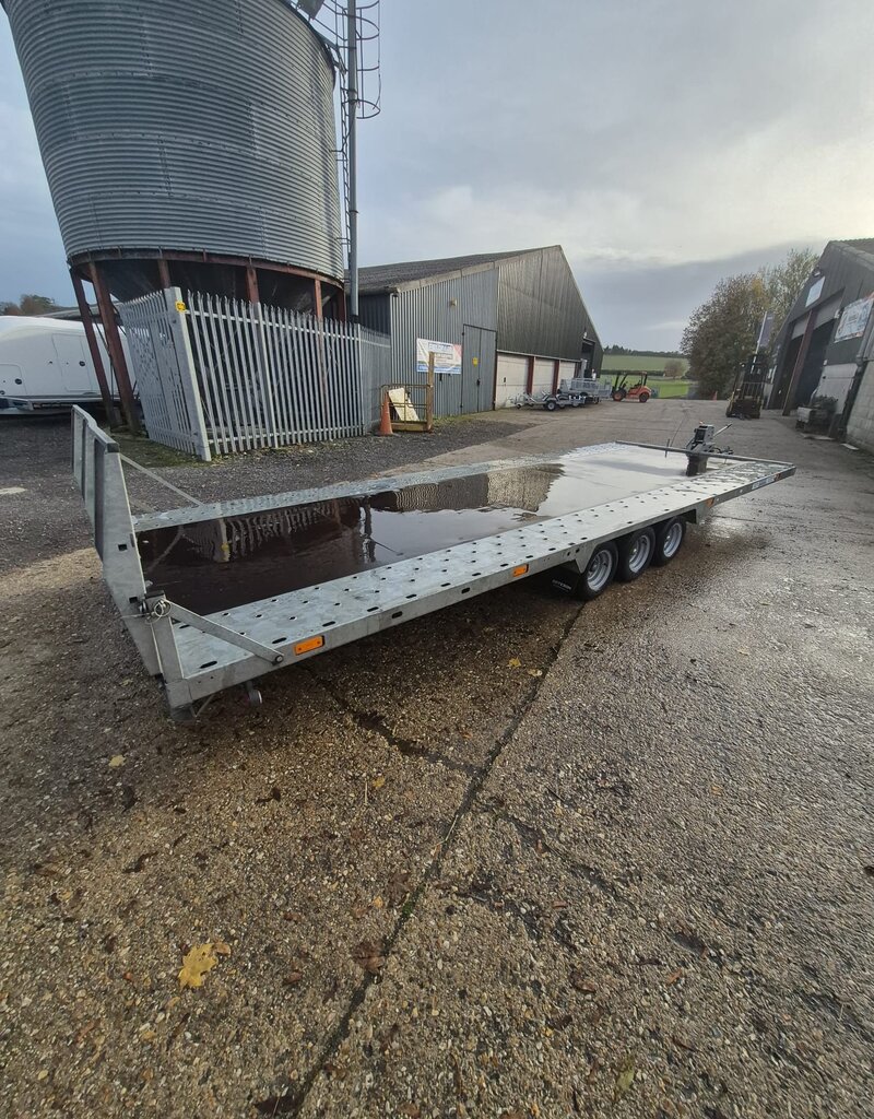 Bateson Trailers Used Bateson PT76  6.25m x 2.3m Tri Axle 3500kg GVW Tilt bed Trailer, Manual Winch