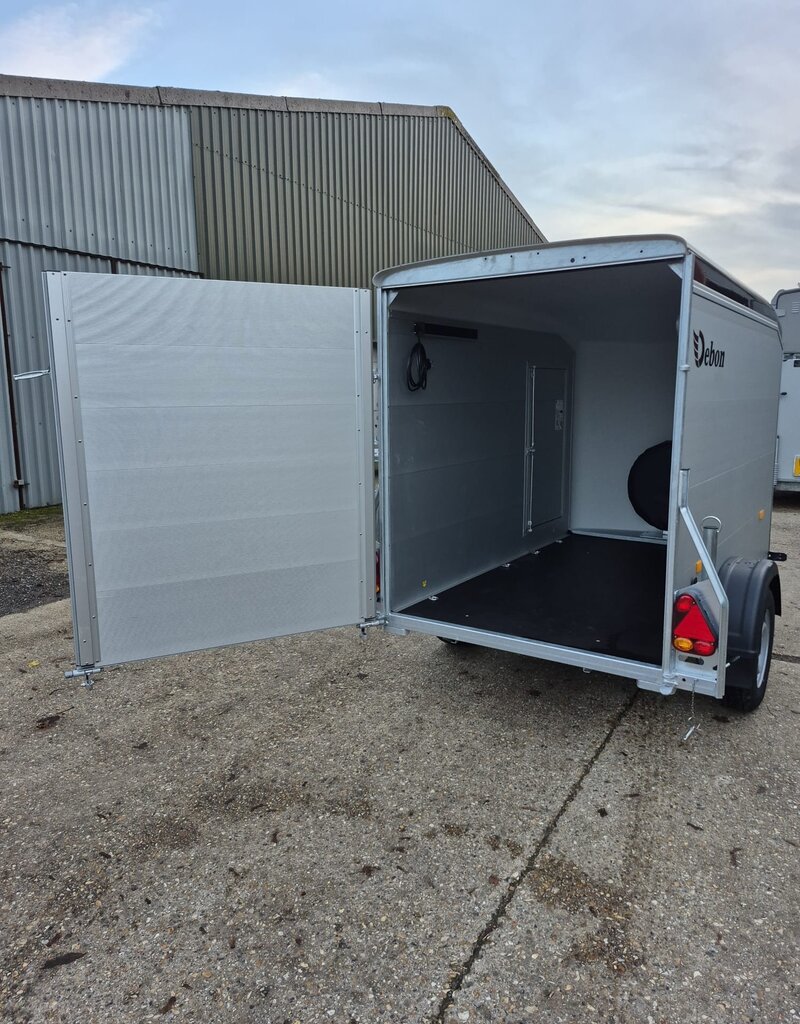 Debon 2025 Used Debon C255  Single Axle Box Trailer 1300kg GVW