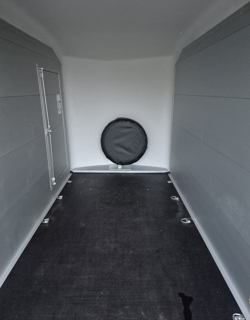 Debon 2025 Used Debon C255  Single Axle Box Trailer 1300kg GVW