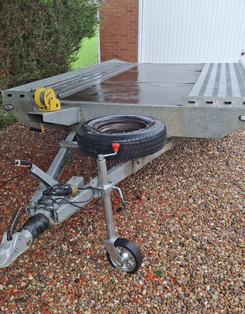 Jupiter Car Trailer 4m x 2.0m Twin Axle 2700kg GVW