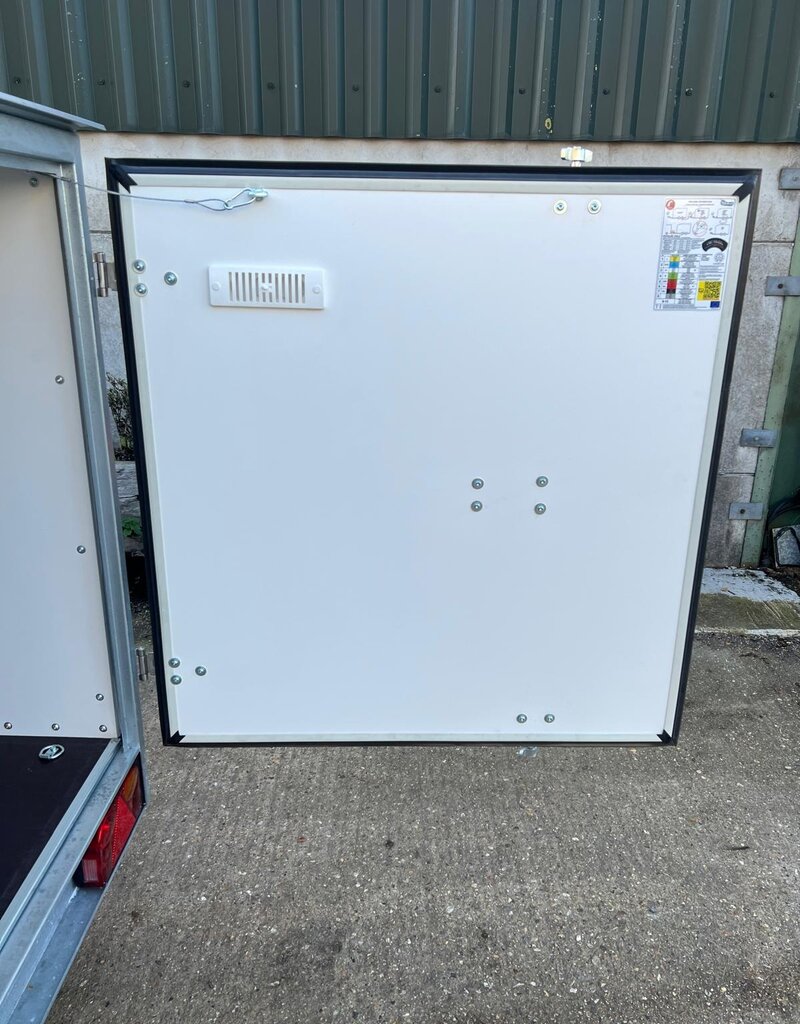 Debon Debon Roadster C220 Box Van Trailer 750kg GVW 420kg Payload 2.3 x 1.2m