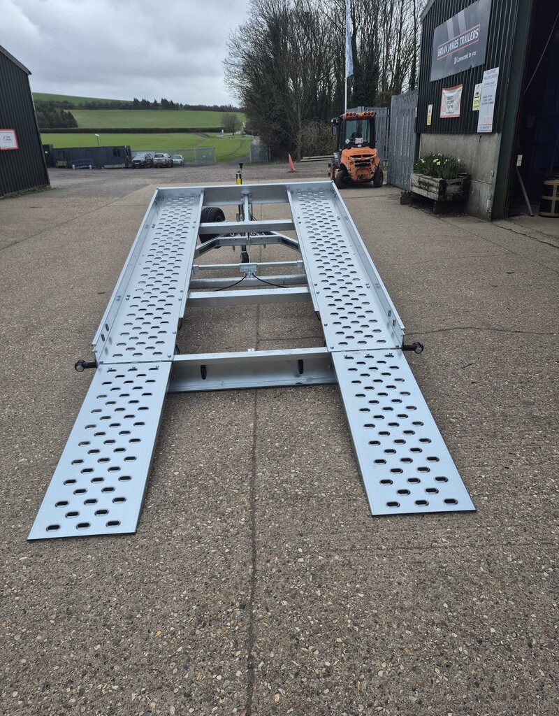 Debon Debon Roadster Auto Mini Car Trailer 3m x 1.8m Single Axle 1300KG GVW 1010kg Payload