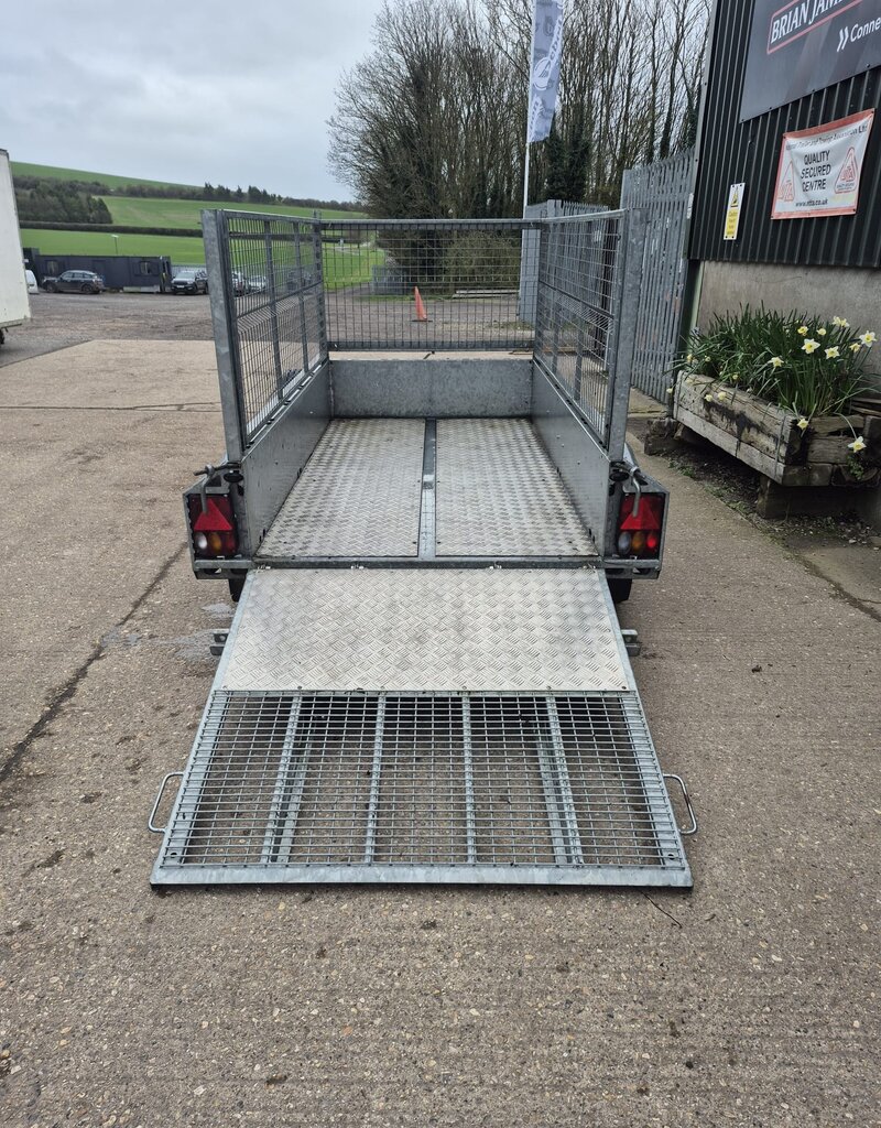 Brian James Cargo Shifter 500-0200 2.5m x 1.3m Twin Axle 2600kg GVW Twin Axle Mesh Side extensions and Rear Ramp