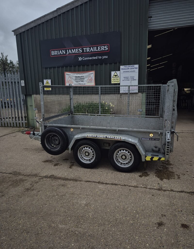 Brian James Cargo Shifter 500-0200 2.5m x 1.3m Twin Axle 2600kg GVW Twin Axle Mesh Side extensions and Rear Ramp
