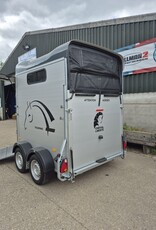 Cheval Liberte Cheval Touring Country with Tack Room