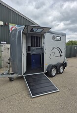 Cheval Liberte Cheval Touring Country with Tack Room