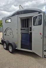 Cheval Liberte Cheval Touring Country with Tack Room