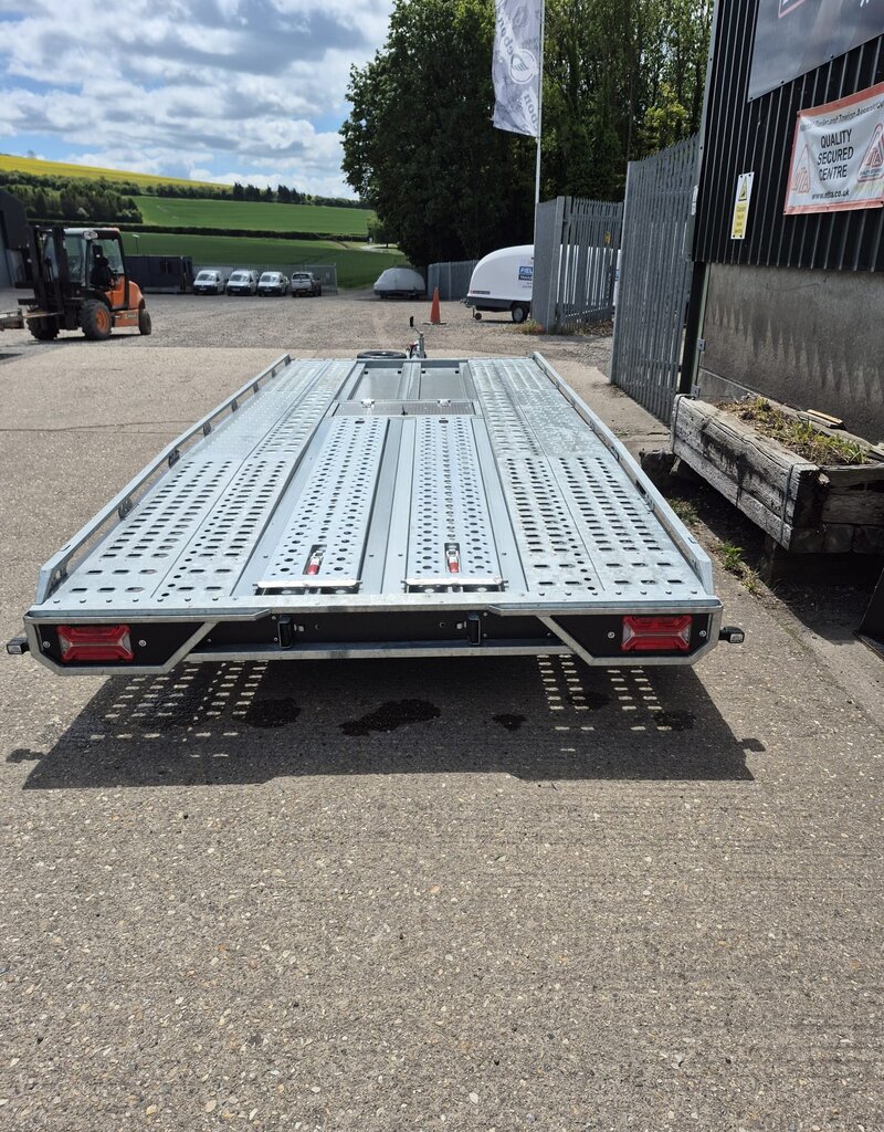 Brian James 231 T Transporter, 5.5m x 2.1m, 3.5t, 10in wheels, 3 Axle