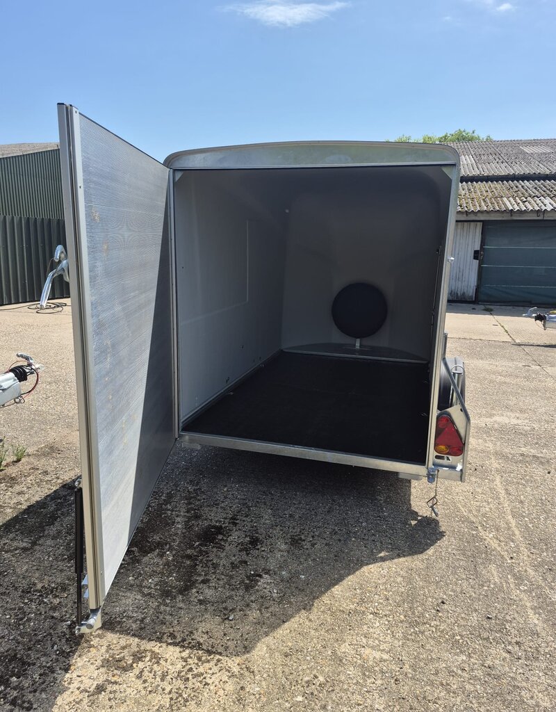 Debon 2026 Debon Cargo 1300 Single Axle box Trailer 1300kg GVW in Black with Side Door
