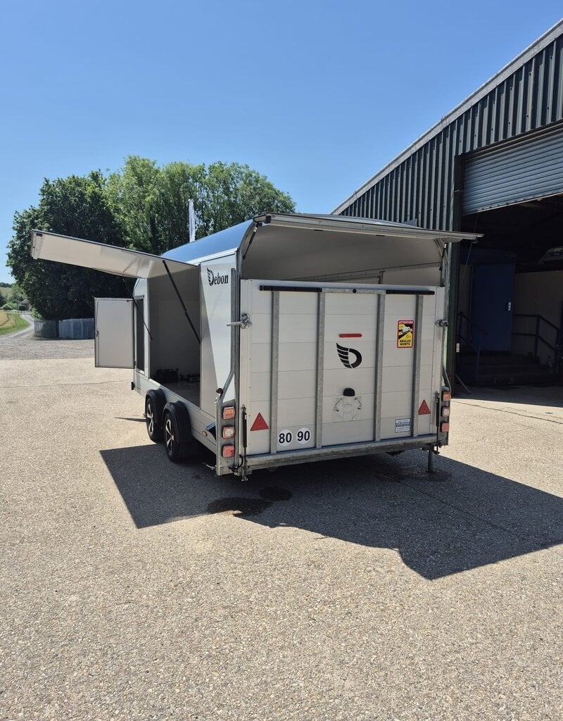 Debon 2024 Debon C1000 Enclosed Car Trailer 3500kg GVW Twin Axle In Blue