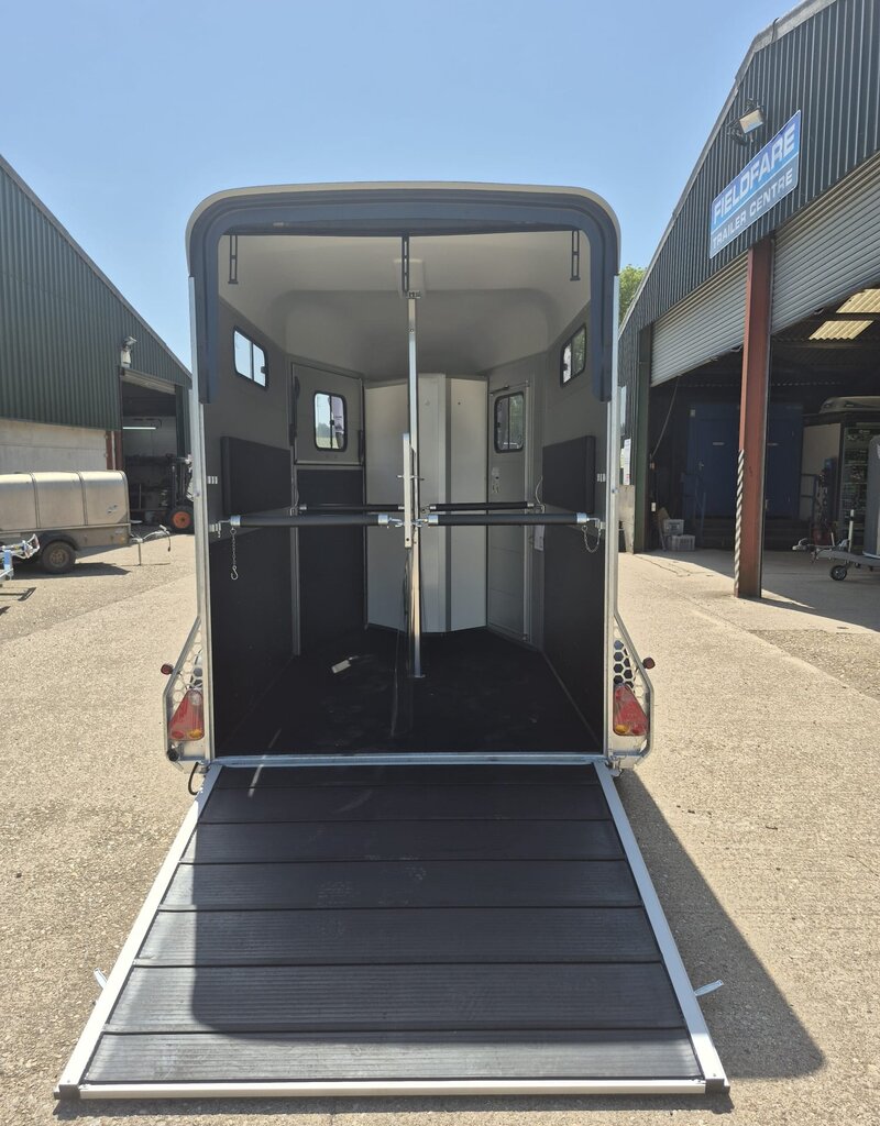 Cheval Liberte Cheval Liberte Touring Country Two Horse Trailer With Built in Tack Room 2600KG GVW Violet