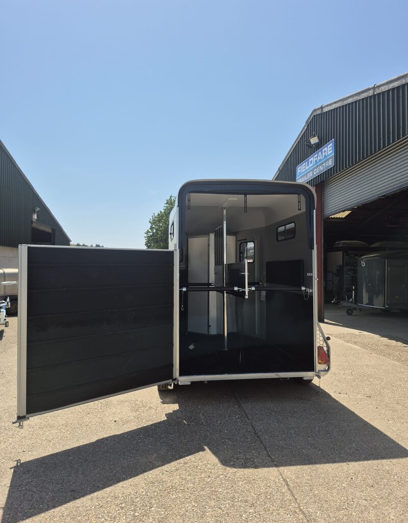 Cheval Liberte Cheval Liberte Touring Country Two Horse Trailer With Built in Tack Room 2600KG GVW Violet