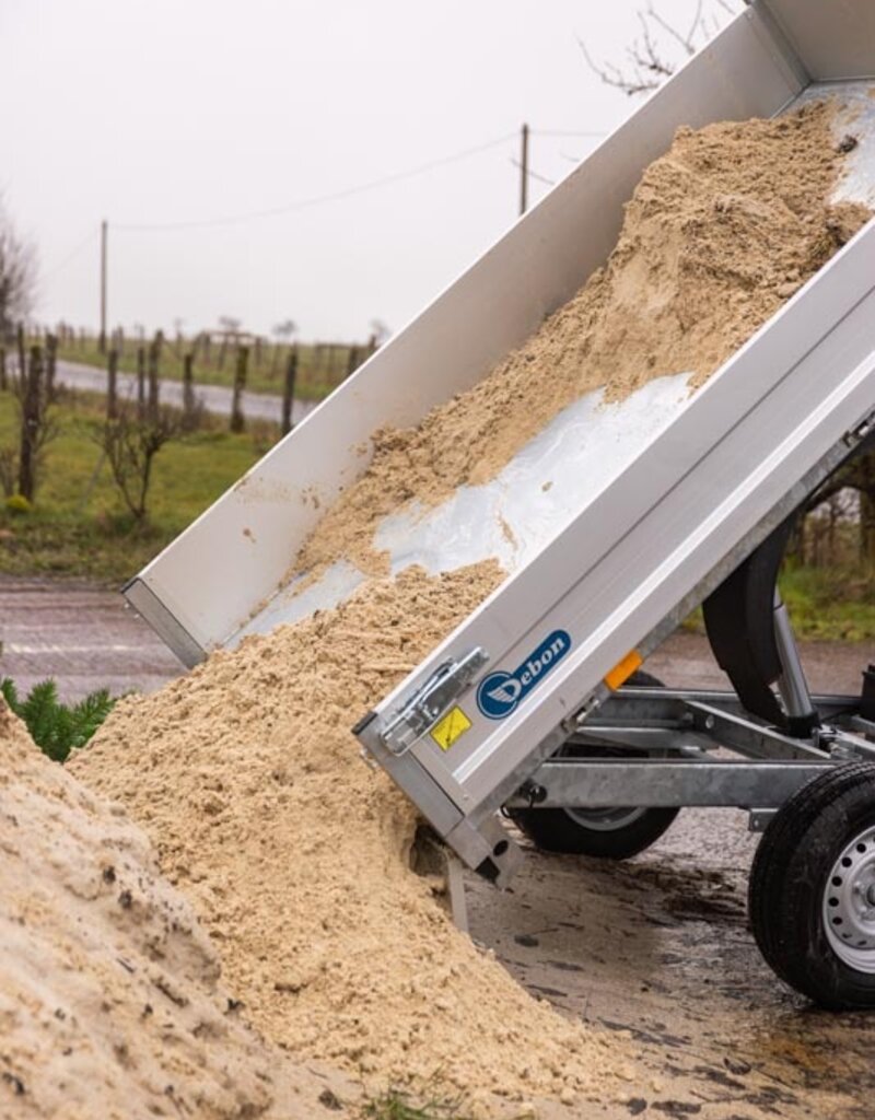 Debon Debon PW0.1 Single Axle Rear Electric Tipper 1300kg GVW 2.5m x 1.6m
