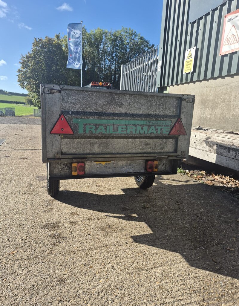 TrailerMate TrailerMate Unbraked Camping/ Luggage Trailer 350kg GVW 1.24m x 1.1m x 50cm