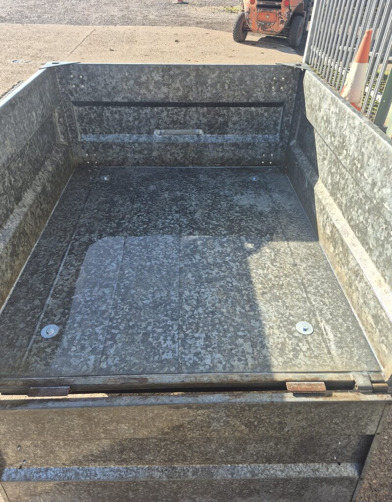 TrailerMate TrailerMate Unbraked Camping/ Luggage Trailer 350kg GVW 1.24m x 1.1m x 50cm