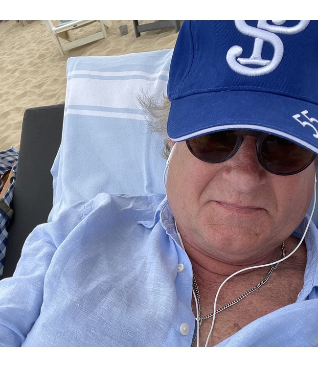 Blue Cap with one front panel