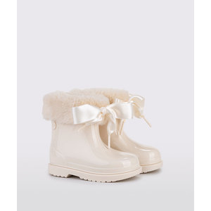 Igor Regenlaarsjes met bont