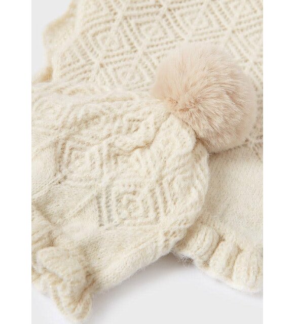 Abel en Lula Muts met sjaal