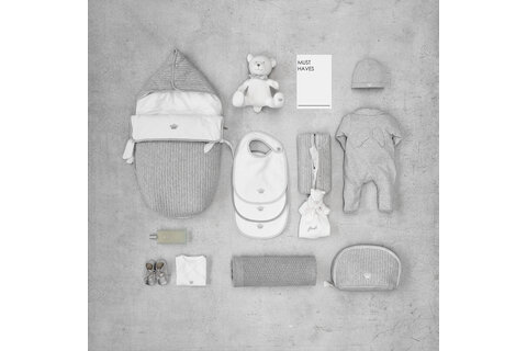 Essentials Grey