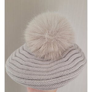 Mac Ilusion Baret met pompom