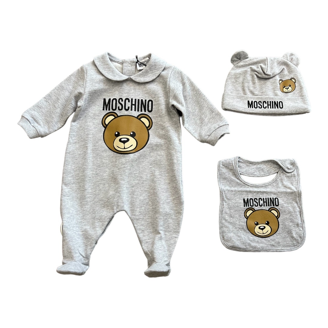 Moschino Babypakje mutsje en slabber