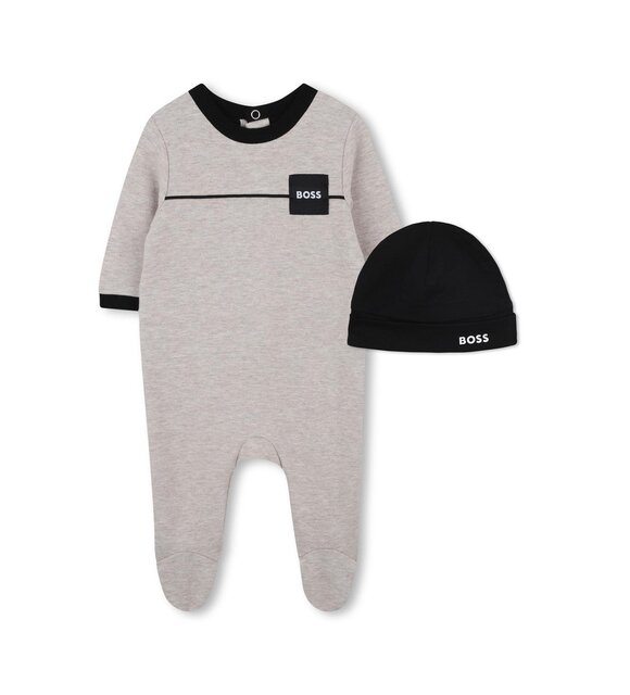 Hugo Boss Babypakje met muts