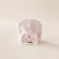 House of Bears Babymutsje met strik