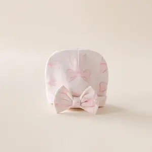 House of Bears Babymutsje met strik