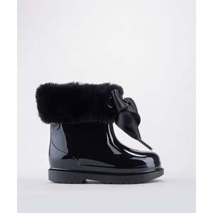 Igor Regenlaarsje met strik