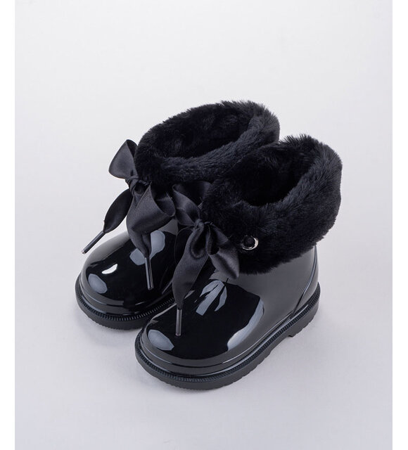 Igor Regenlaarsje met strik