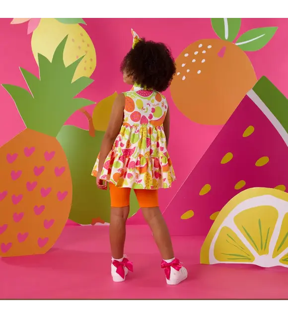 A Dee Blouse met short legging