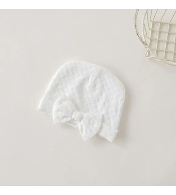 House of Bears Babymutsje met strik