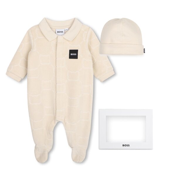 Hugo Boss Babypakje met muts