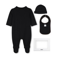 Hugo Boss Babypakje met muts en slabber