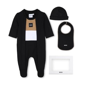 Hugo Boss Babypakje met muts en slabber