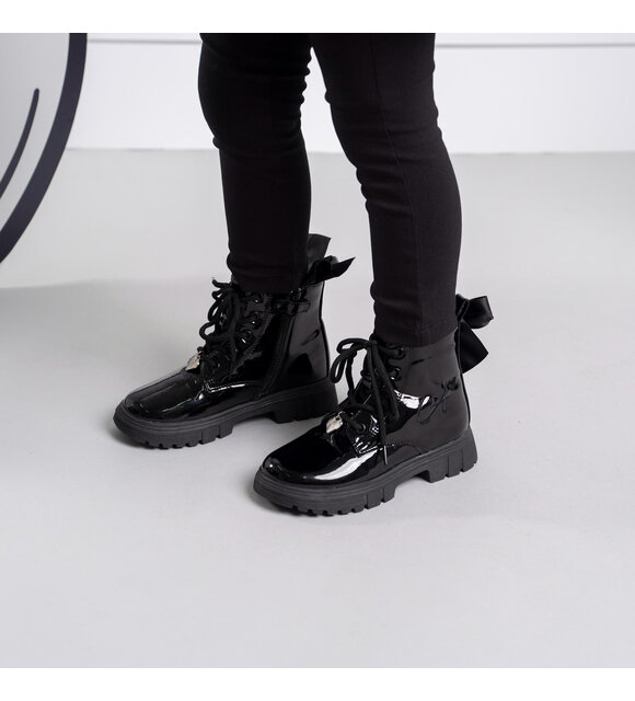 A Dee Boots