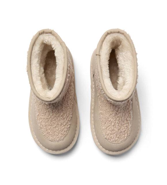 A Dee Boots
