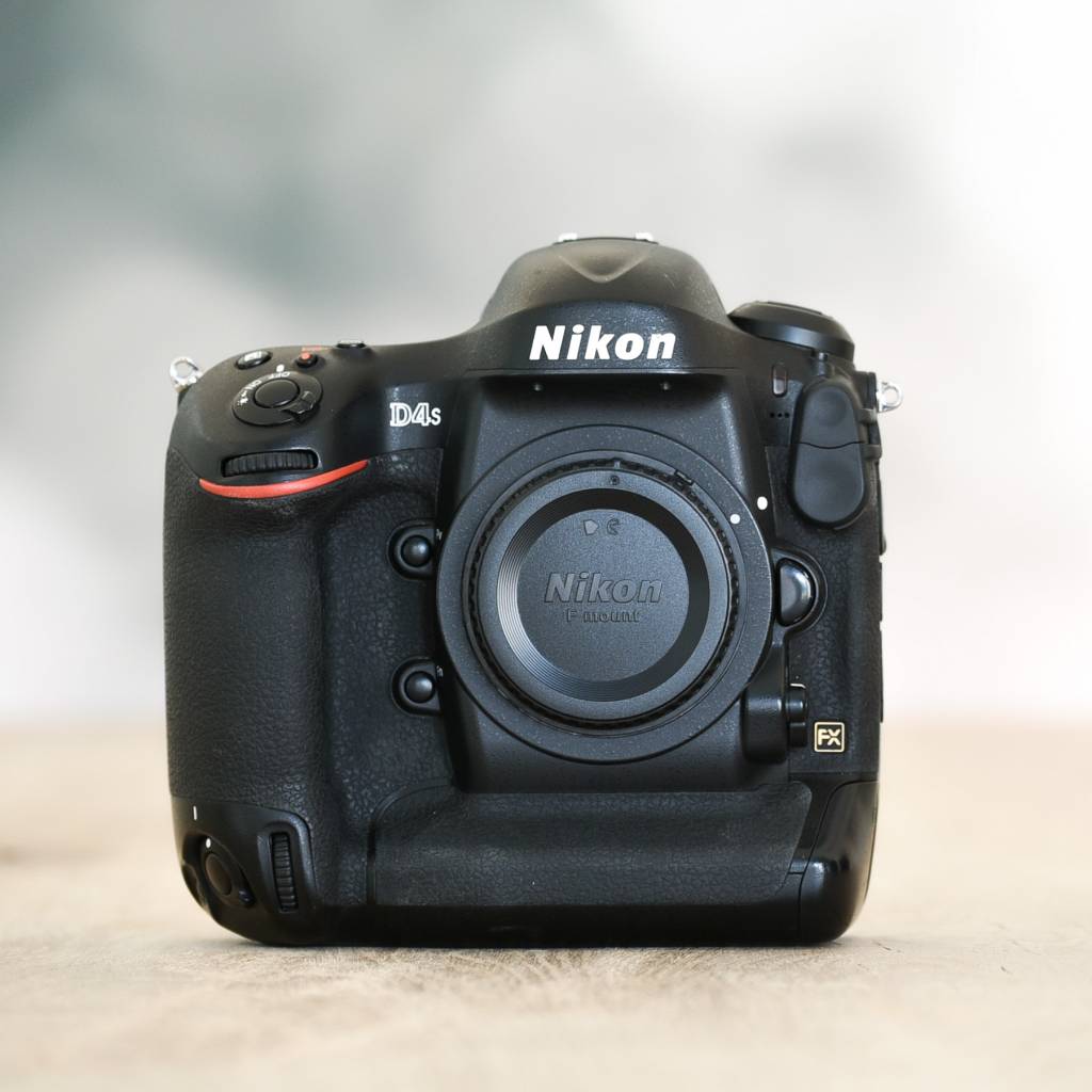 Nikon D4S 143 Kliks nikon kopen in de aanbieding