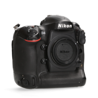 Nikon D4 - 338.635 Kliks