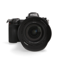 Nikon Z6 + 24-70mm 4.0 - < 10.000 kliks